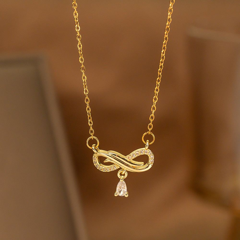 Fashionable Minimalist Necklace