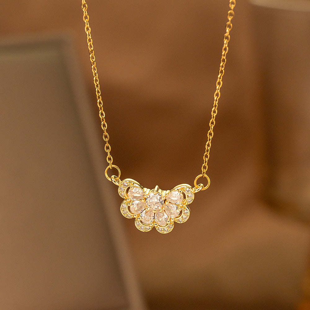 Fashionable Minimalist Necklace