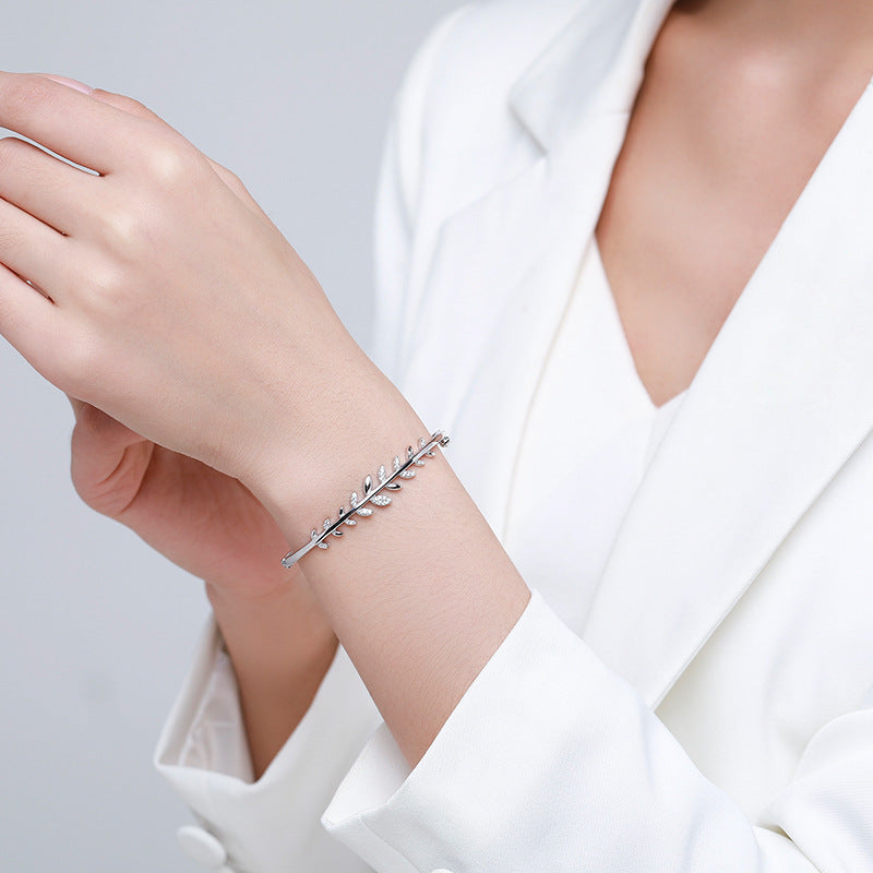S925 Silver Leaf Oval Bracelet
