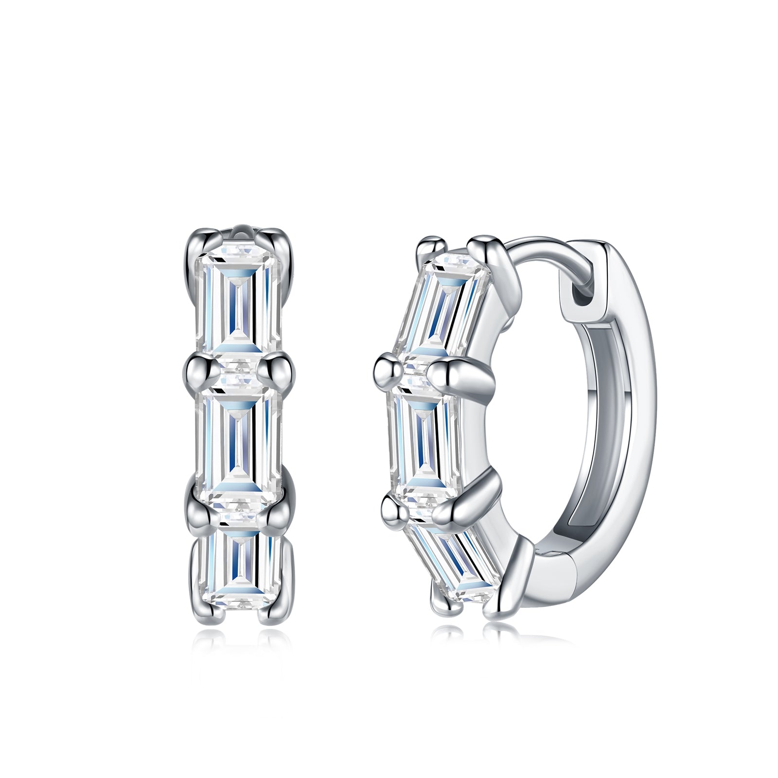 A Luxurious And Fashionable Ring Earring Set Featuring Top-quality Moissanite Stones, Made Of S925 Silver Electroplated With Platinum.