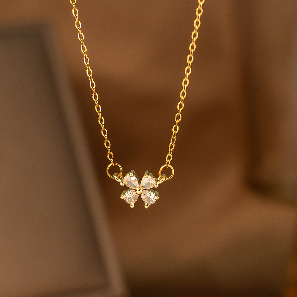 Fashionable Minimalist Necklace