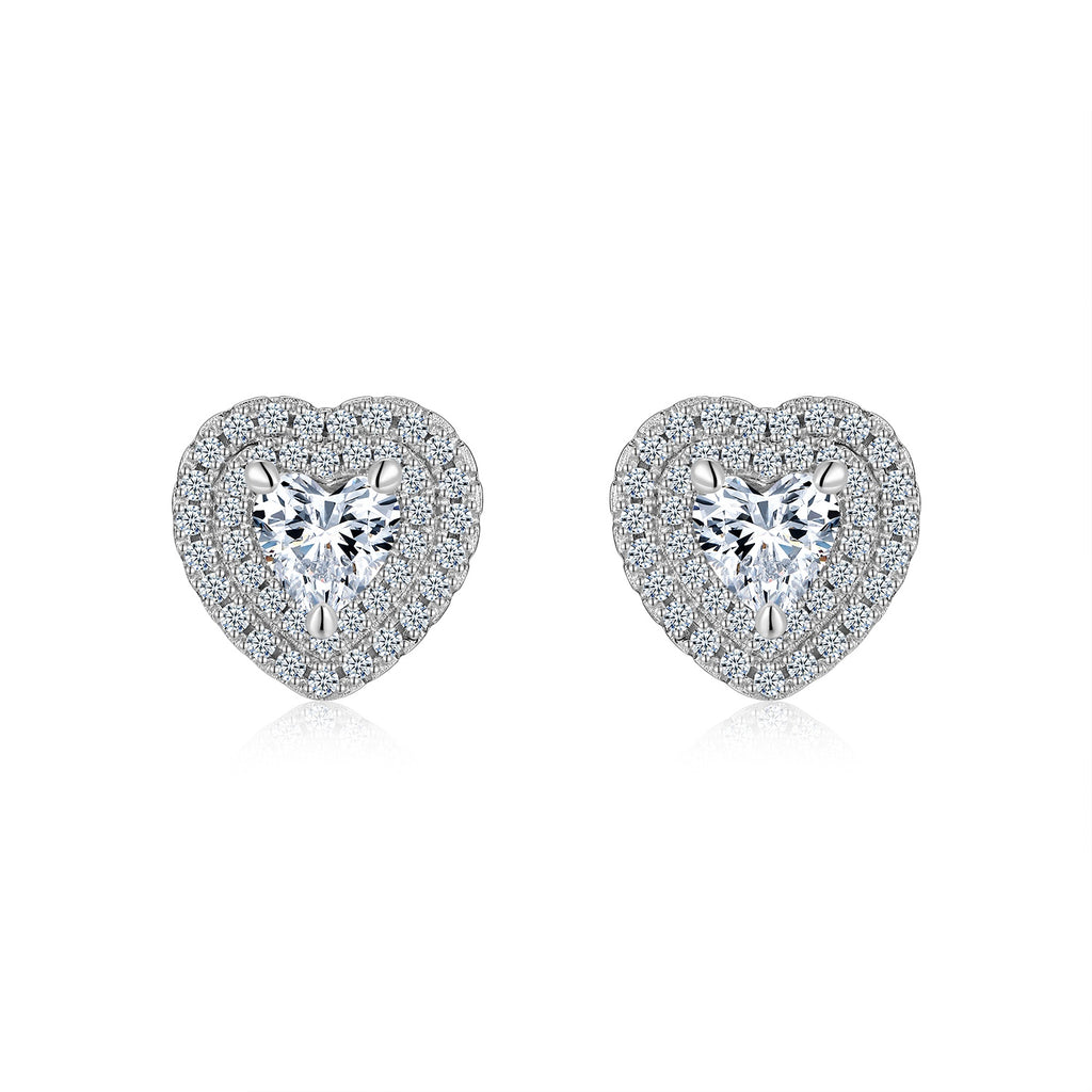 A Luxurious And Fashionable Heart Shaped Earring Set Featuring Top-quality Moissanite Stones, Made Of S925 Silver Electroplated With Platinum.