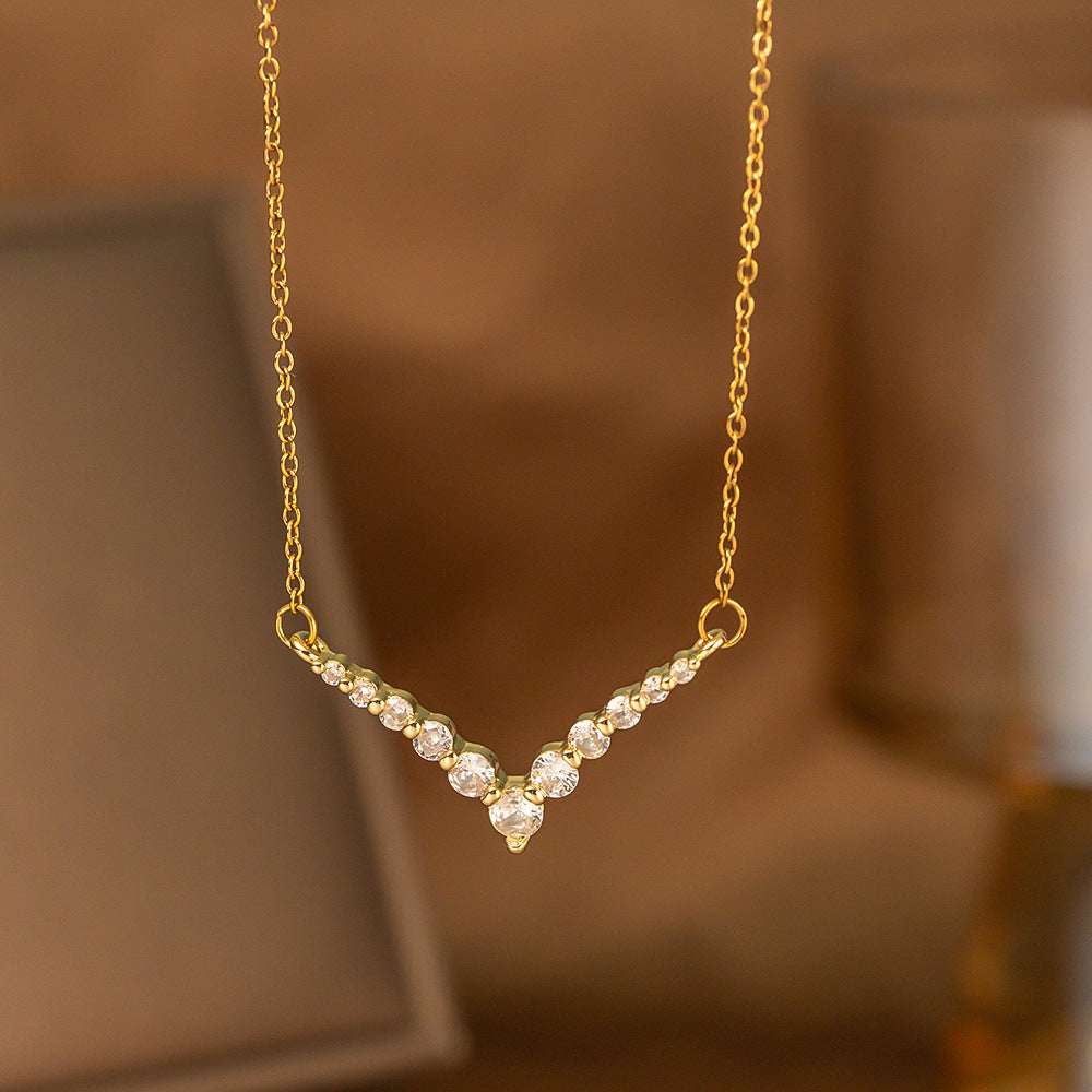 Fashionable Minimalist Necklace